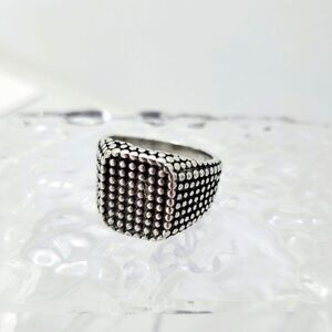 Brand New Silver Square Dots Ring Size: 11.75 US